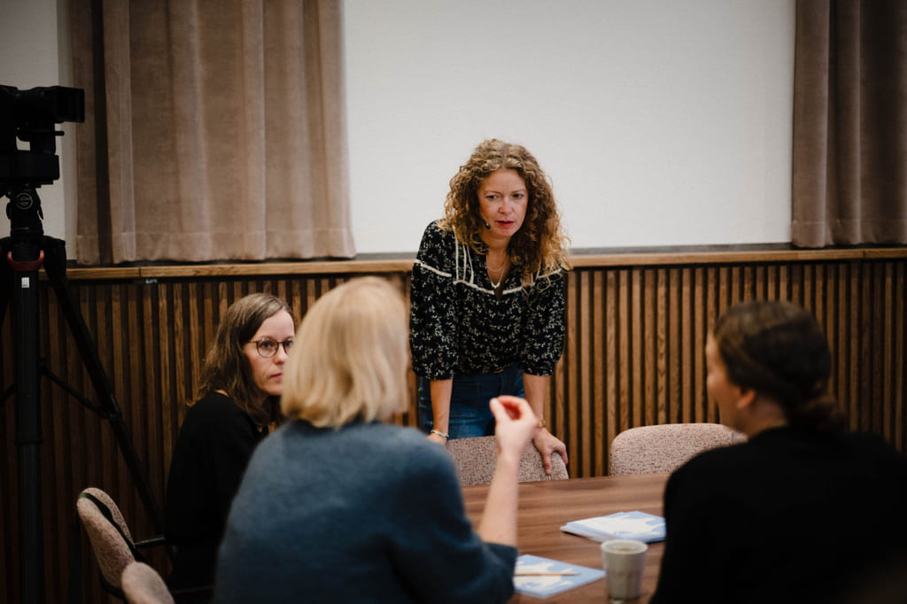 Astrid Haug, der modererer og bidrager med input ved rundbordssamtalen den 10. marts