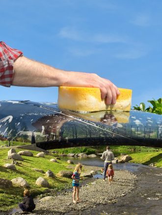 bildemontasje med bilvask over en bekk hvor barn leker